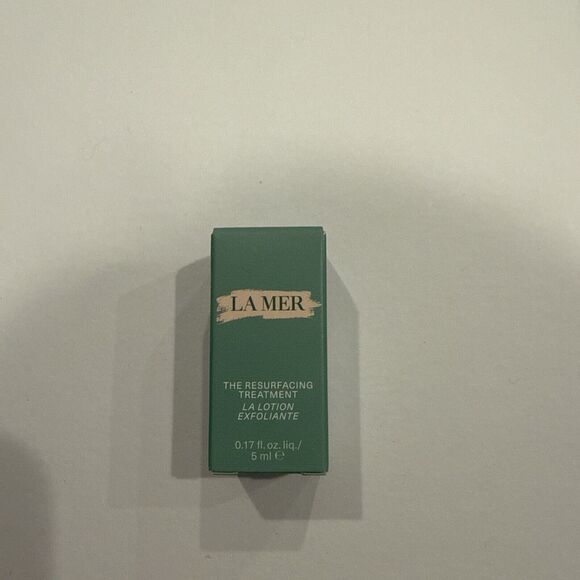 La Mer The RESURFACING Treatment 0.17oz/5ml Exfoliate Clarify Pores Balance NIB - Picture 1 of 2